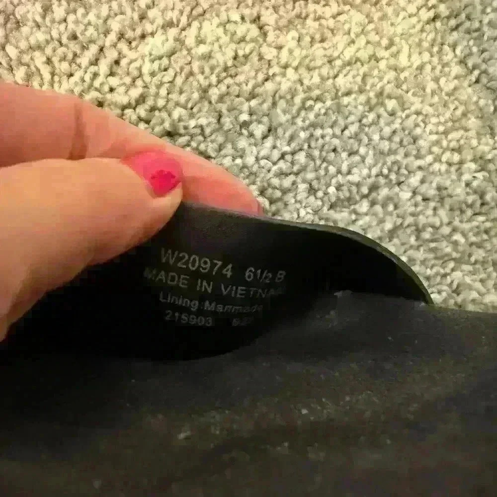 COLE HAAN WOMEN'S ORIGINALGRAND FLATFORM SANDAL, BLACK LEATHER/NYLON WEDGE, 6.5 - Picture 6 of 6